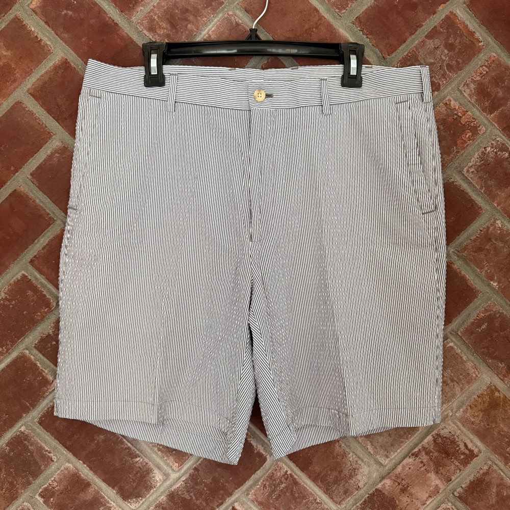 Peter Millar Featherweight‎ Seersucker Golf Shorts Men’s Size 36 Blue Striped